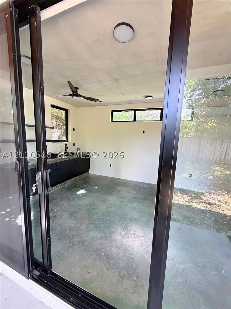 150 NW 44th St #0