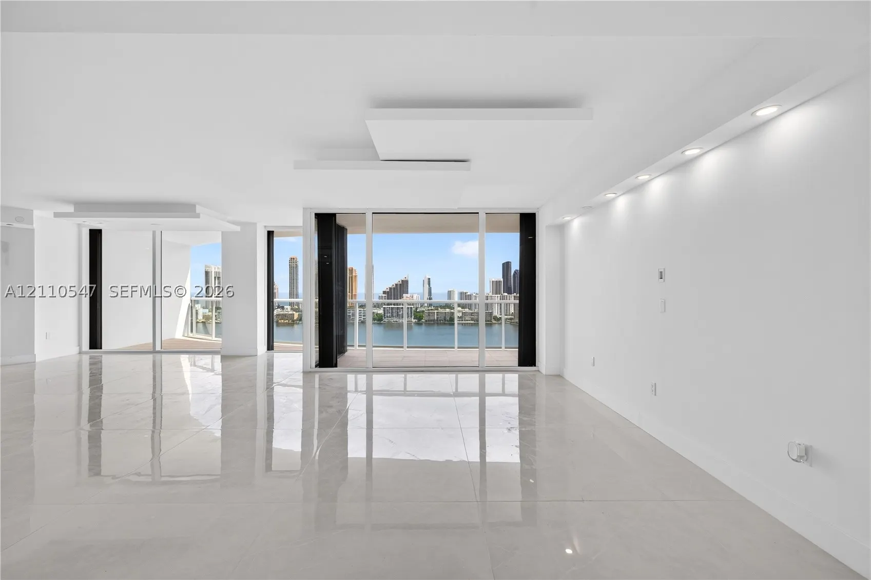 4000 Island Blvd #2701