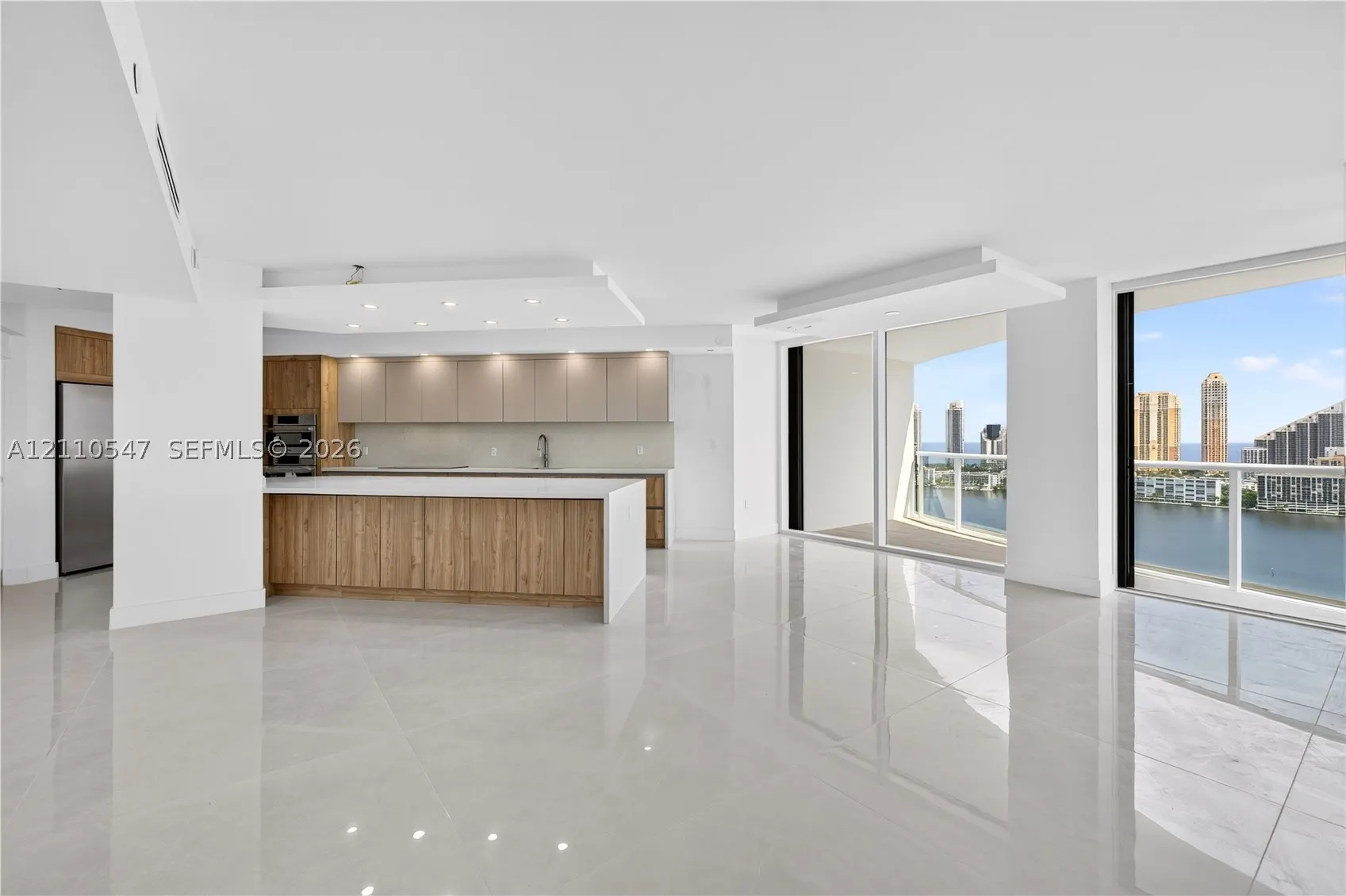 4000 Island Blvd #2701