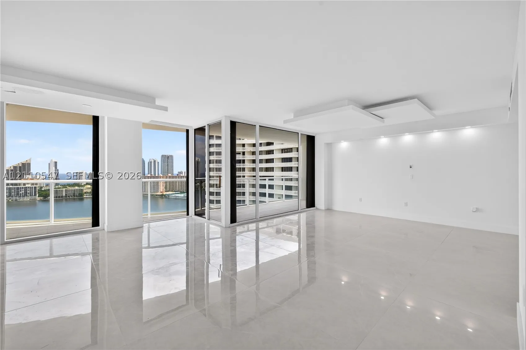 4000 Island Blvd #2701