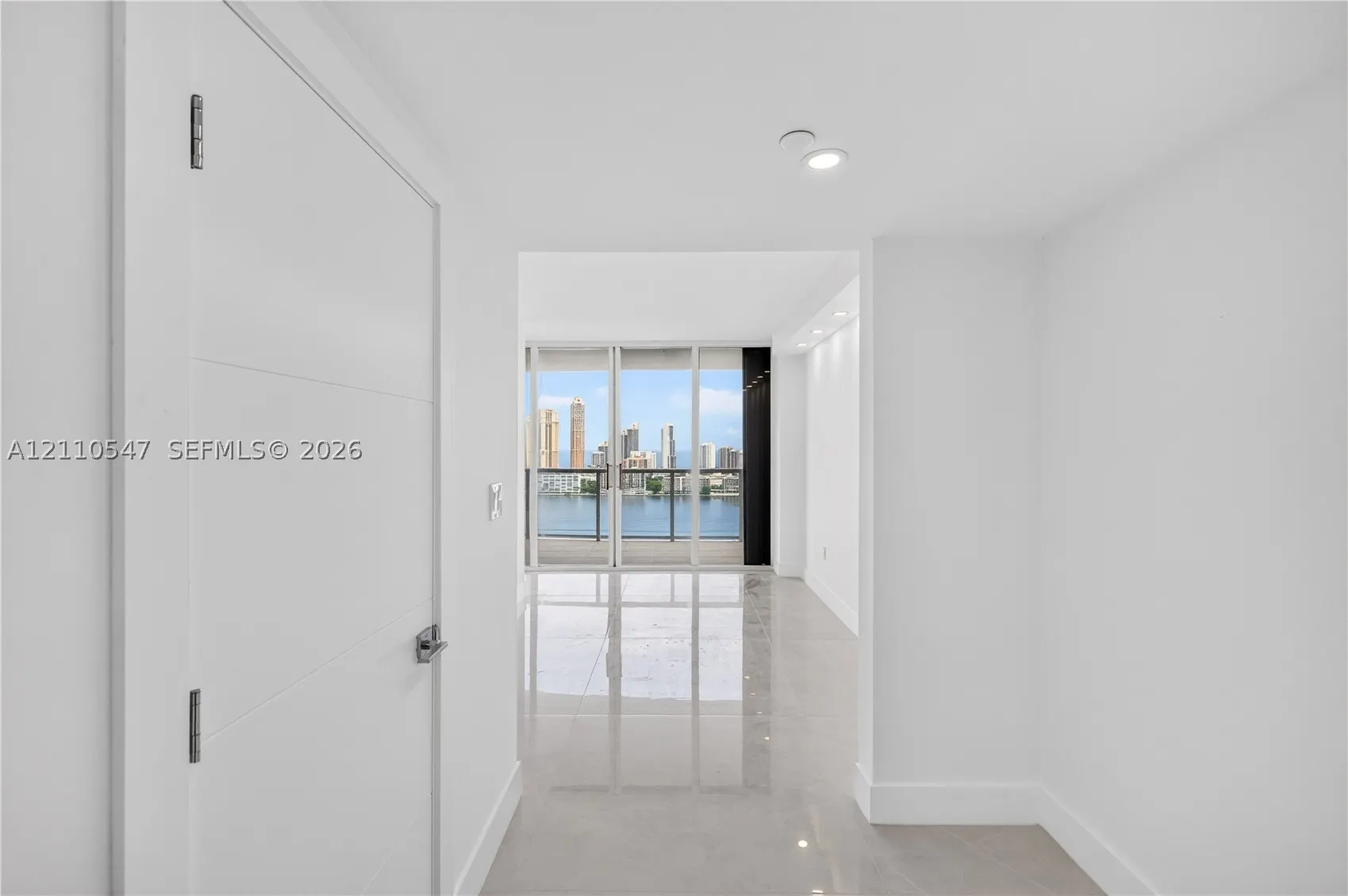 4000 Island Blvd #2701