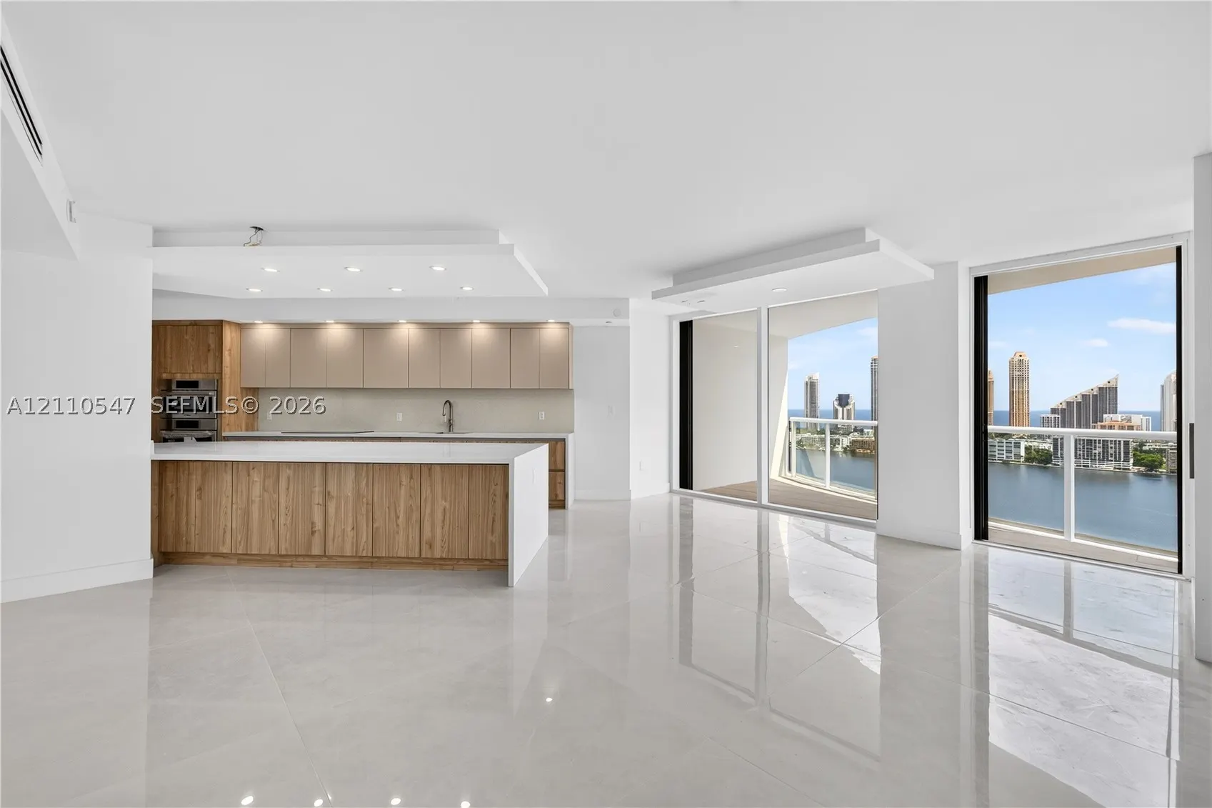 4000 Island Blvd #2701