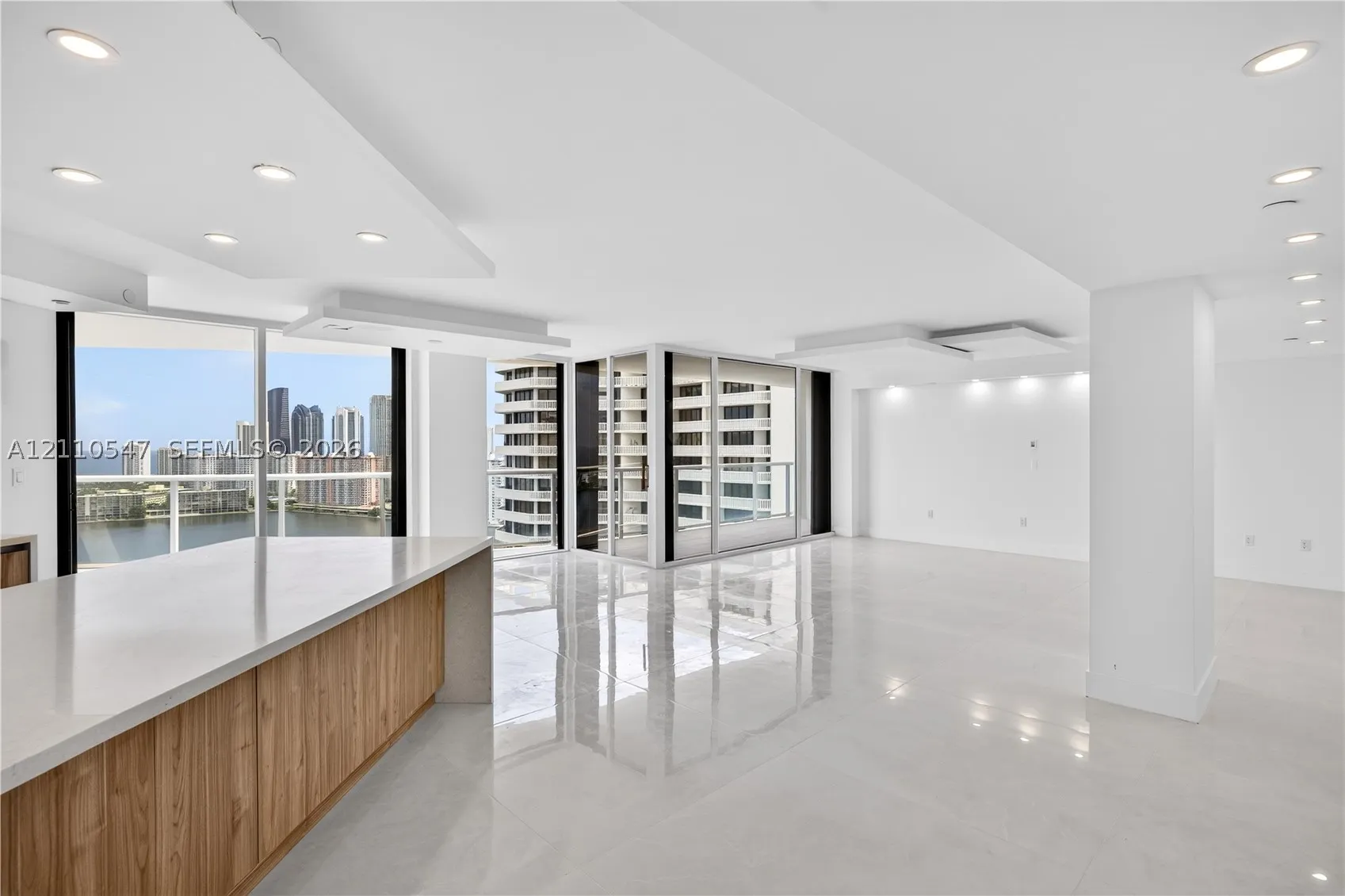 4000 Island Blvd #2701