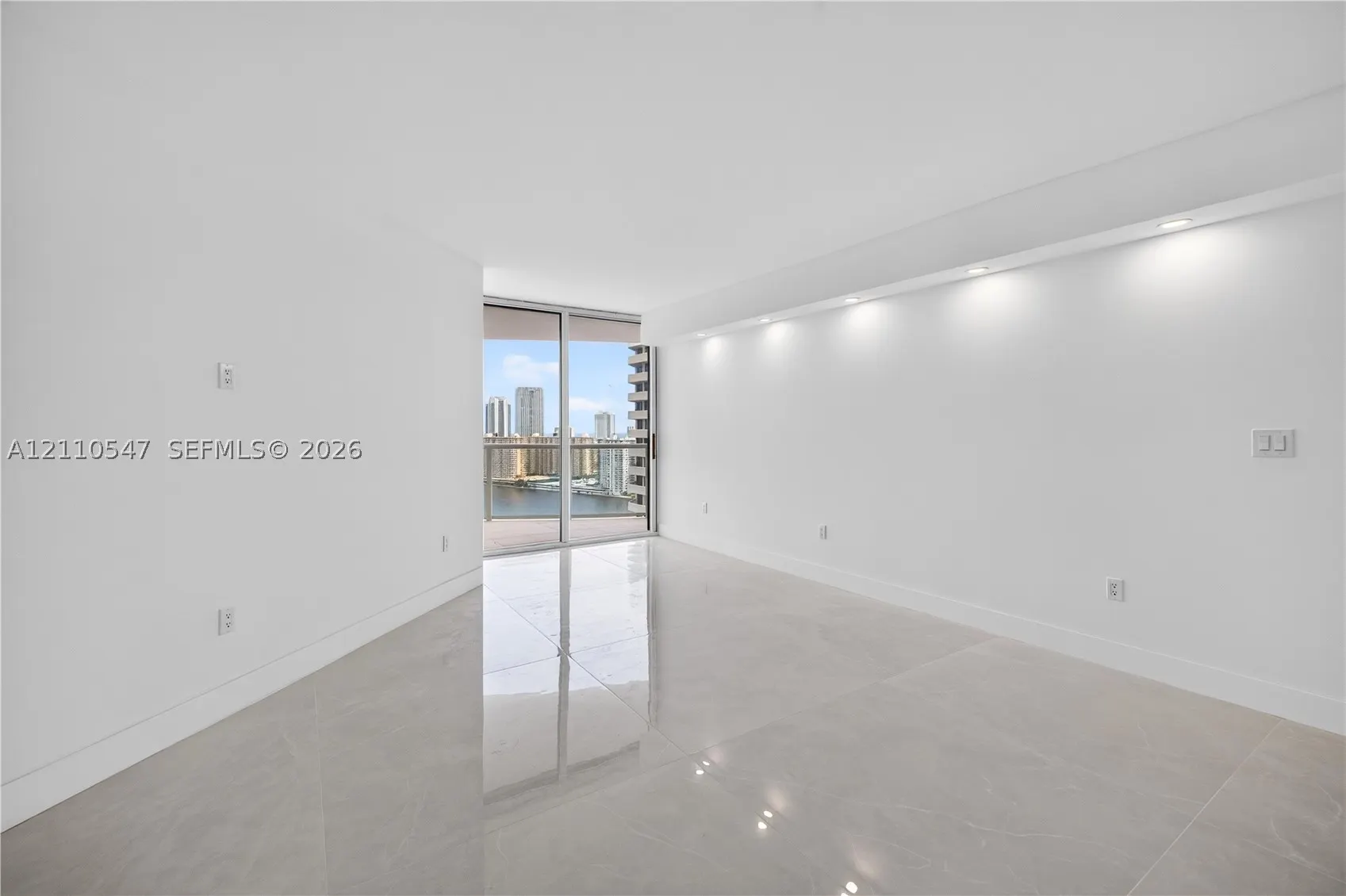 4000 Island Blvd #2701