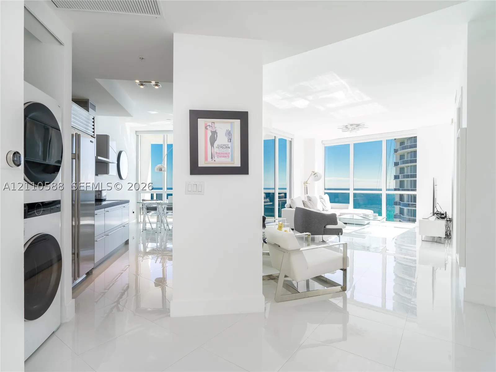 18201 Collins Ave #4709A