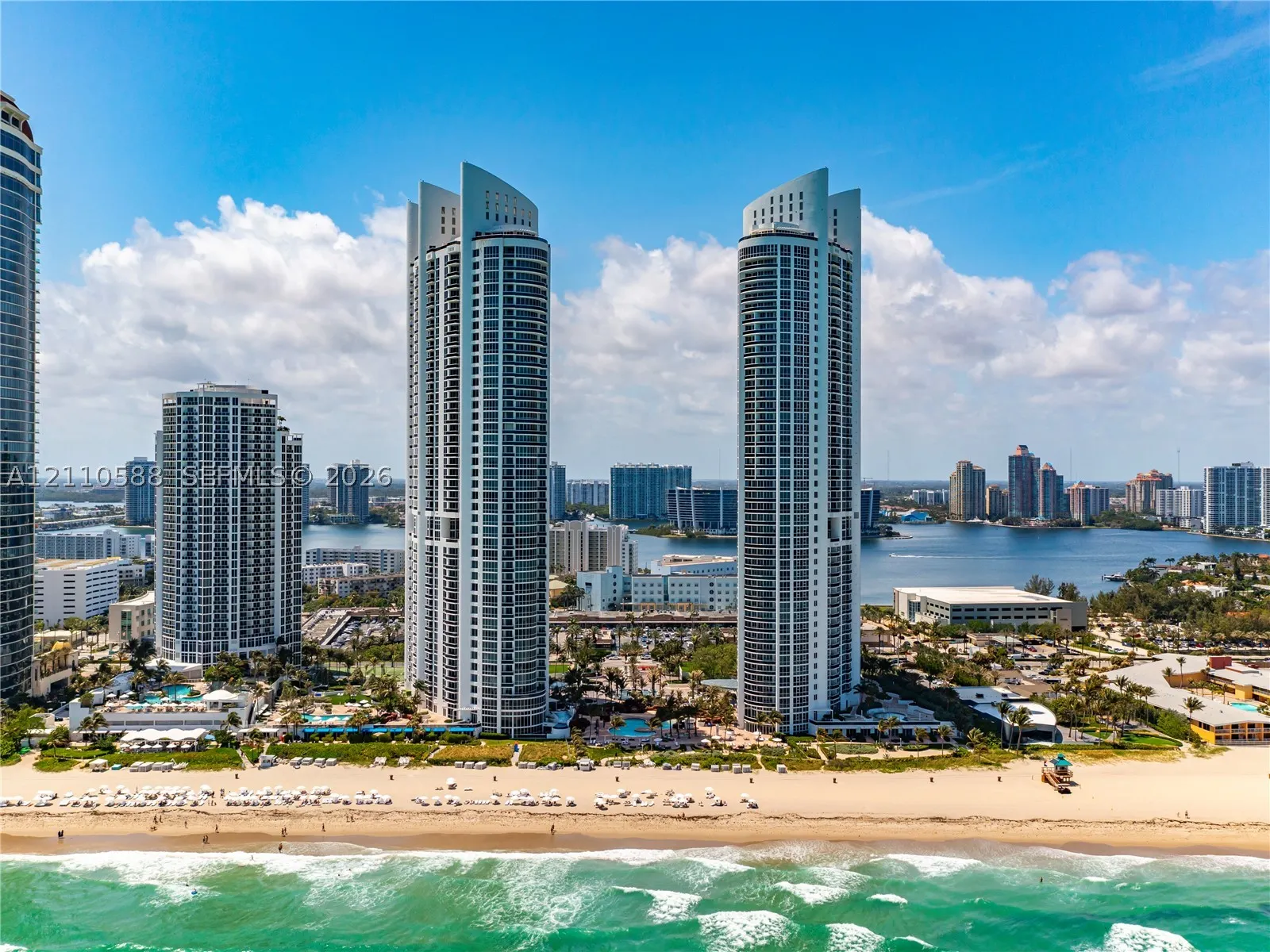 18201 Collins Ave #4709A