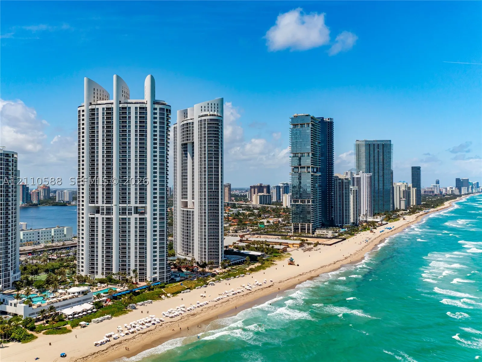 18201 Collins Ave #4709A