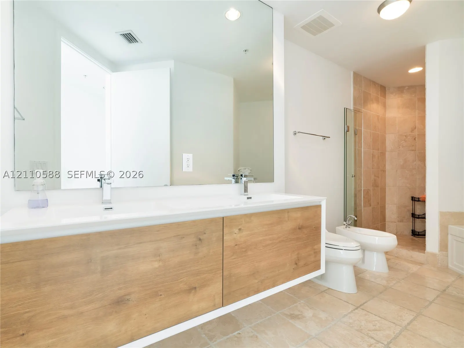 18201 Collins Ave #4709A