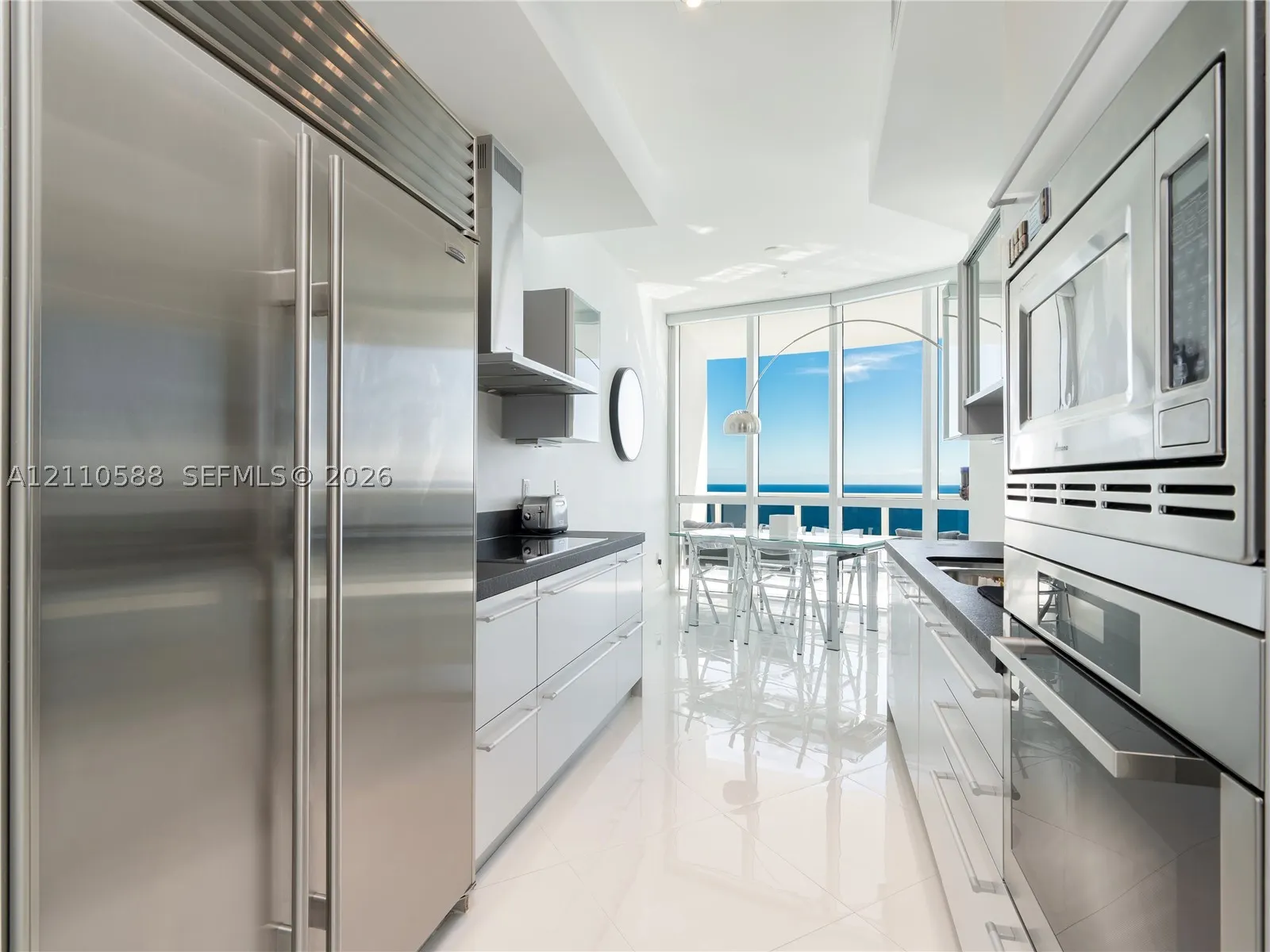 18201 Collins Ave #4709A