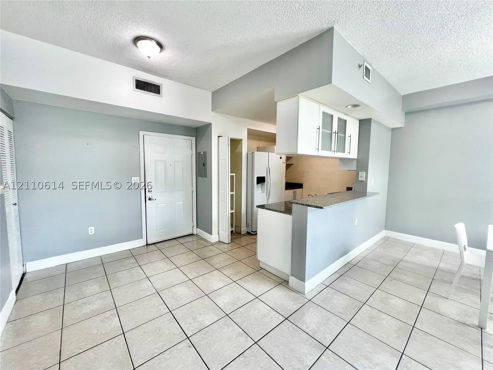 275 NE 18th St #305
