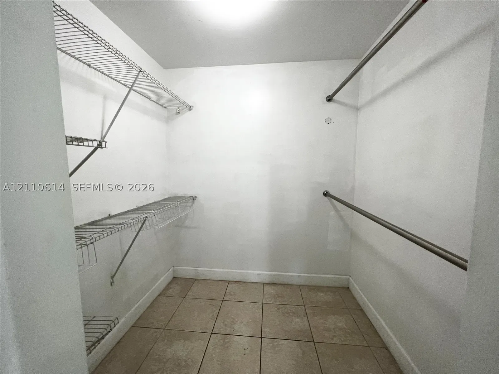 275 NE 18th St #305