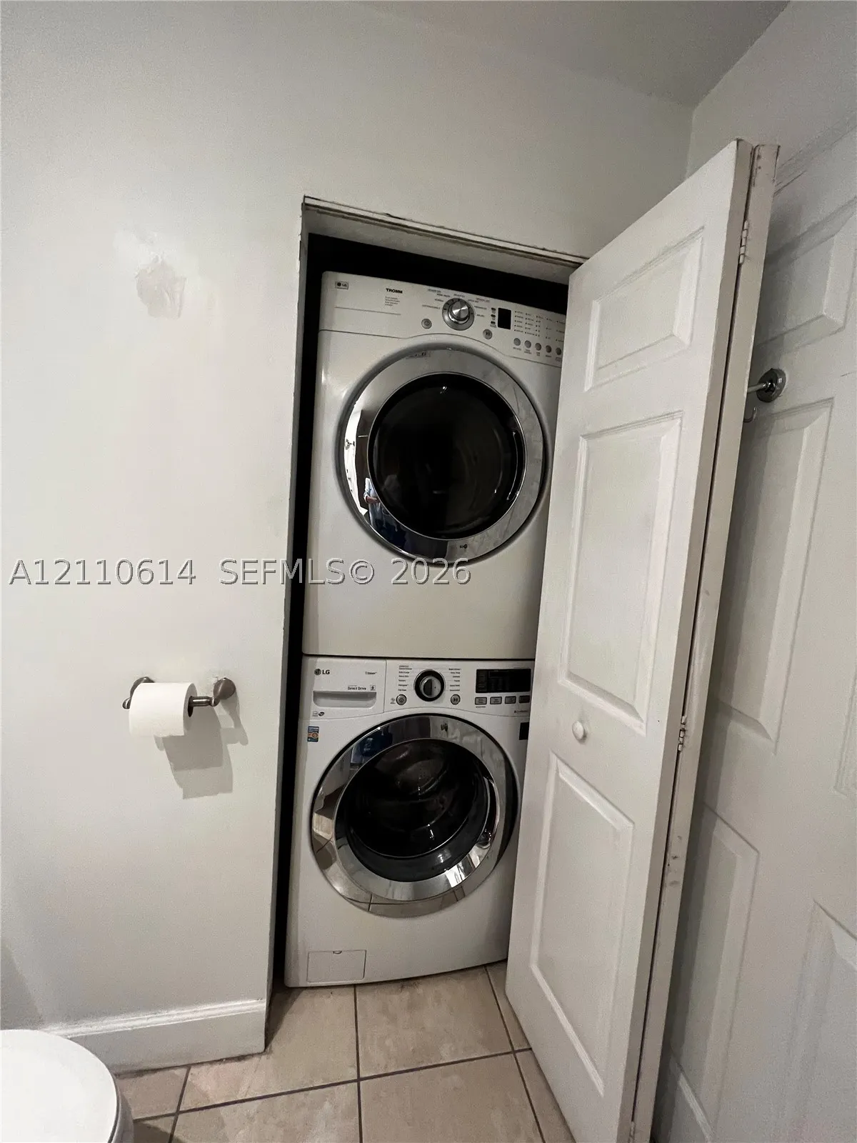 275 NE 18th St #305