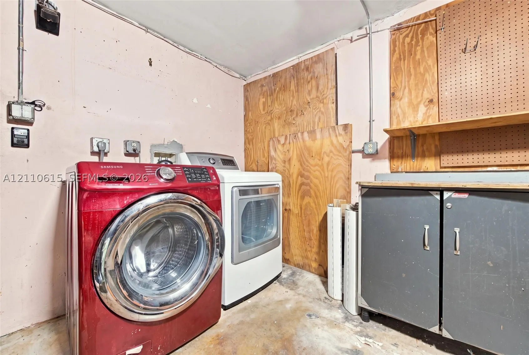 131 SE 12th St