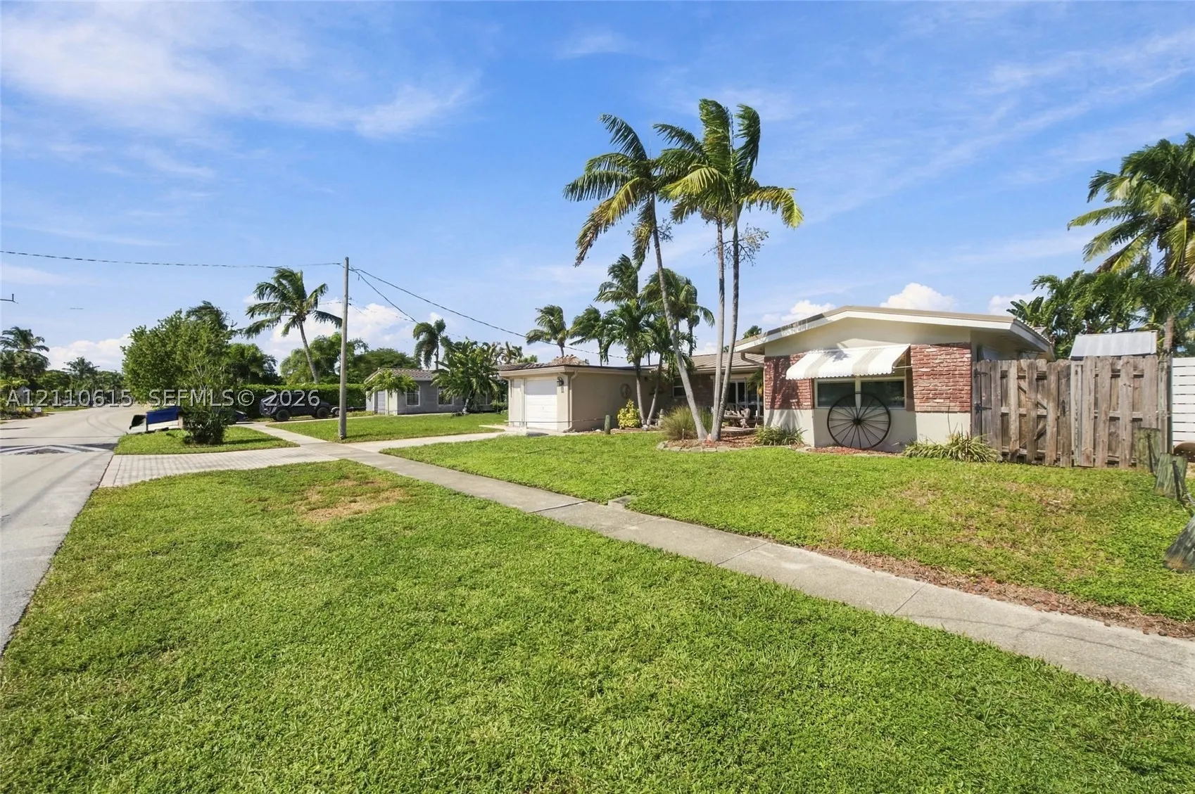 131 SE 12th St