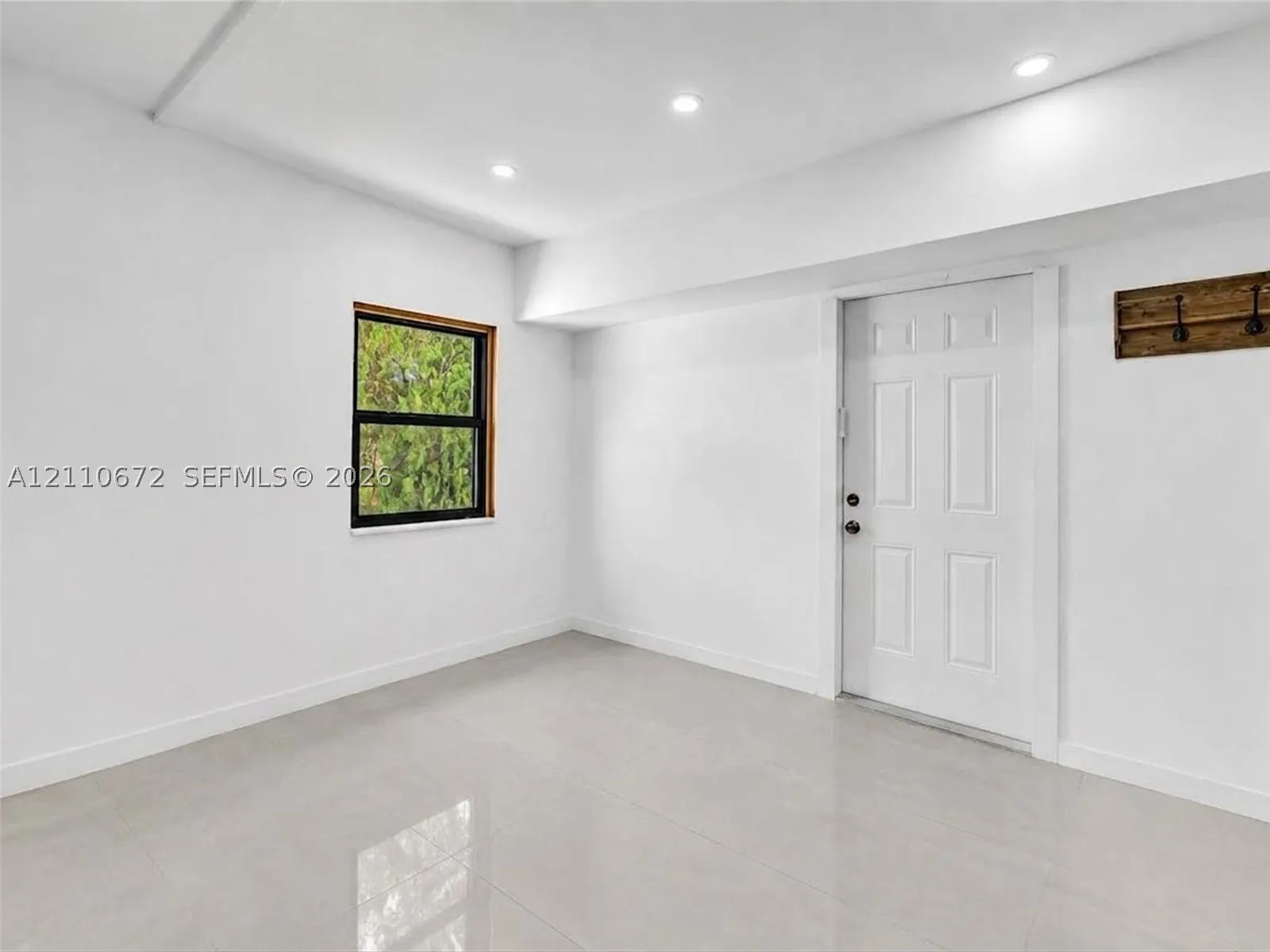 5220 SW 26th Ave