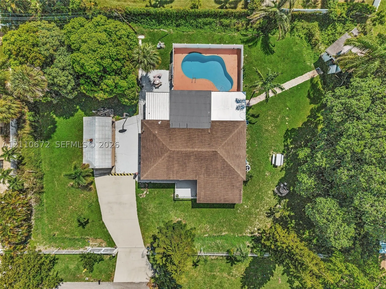 5220 SW 26th Ave