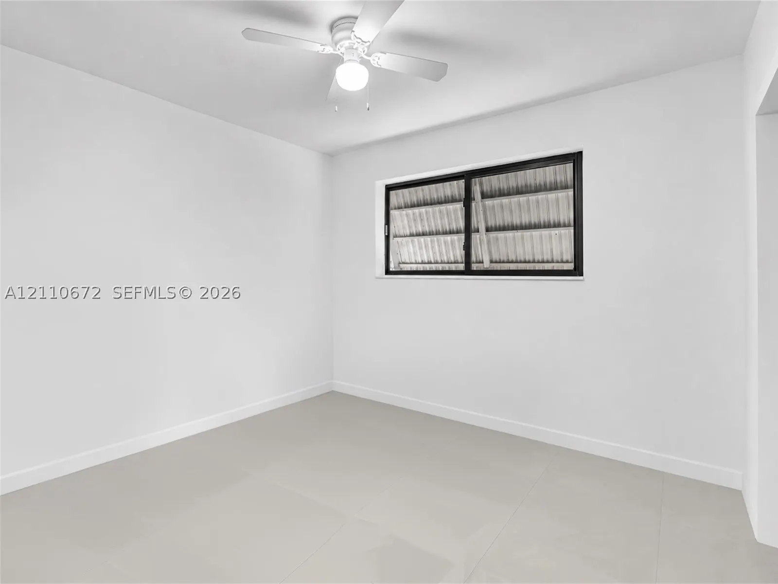 5220 SW 26th Ave