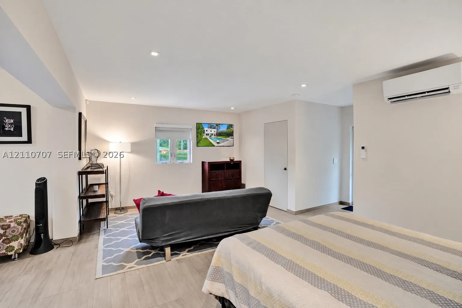 3151 Sheridan Ave #2
