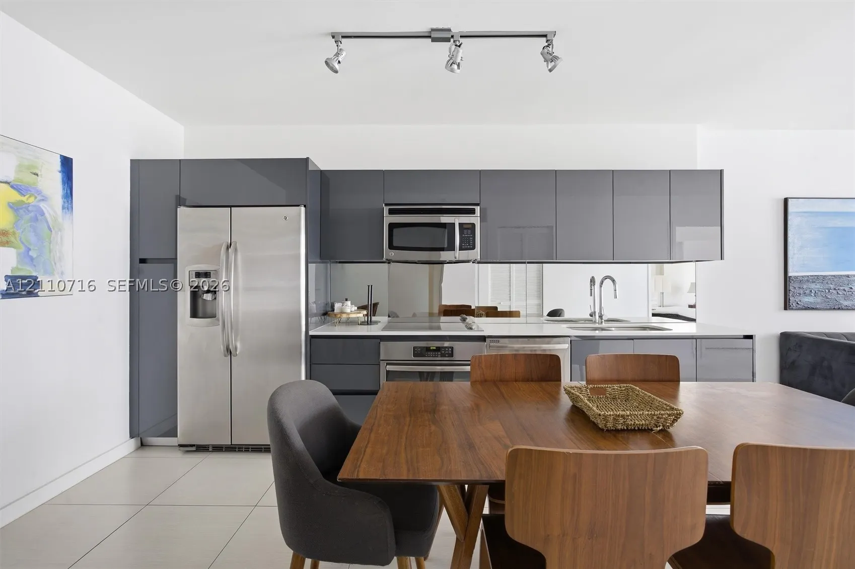 31 SE 6th St #2504