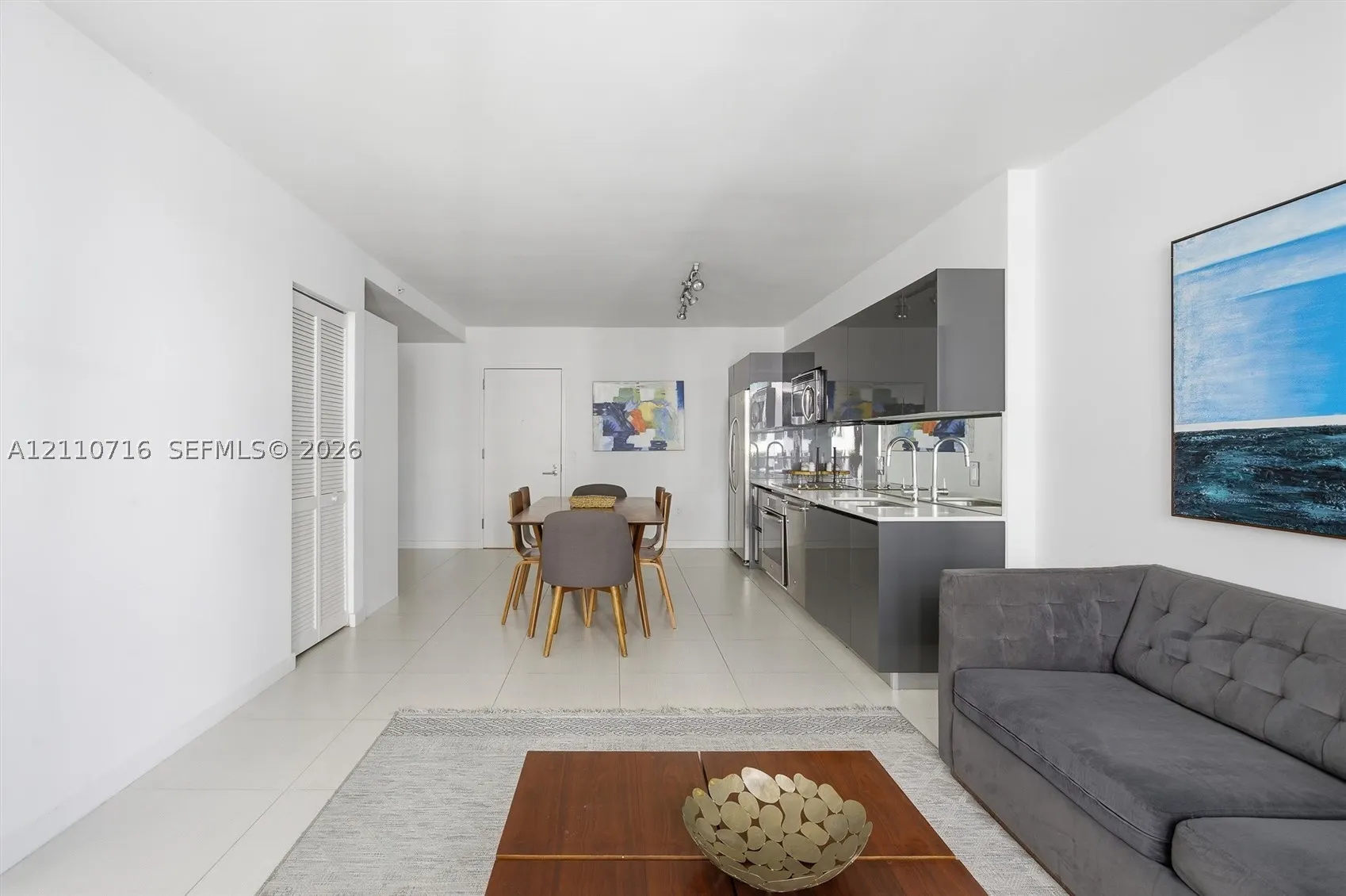 31 SE 6th St #2504