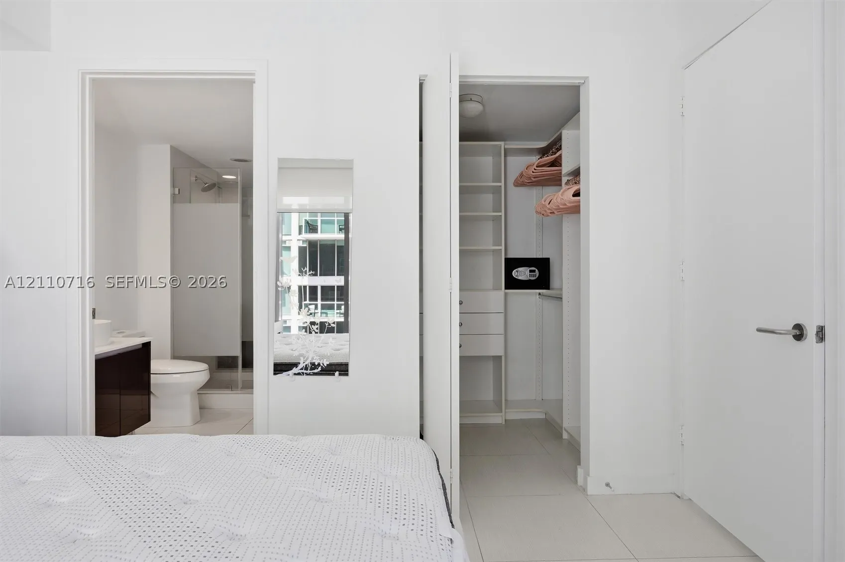31 SE 6th St #2504