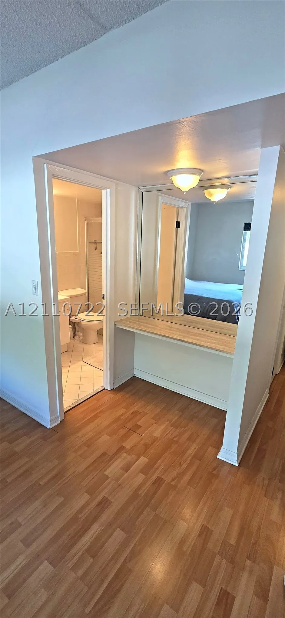 100 Edgewater Dr #115