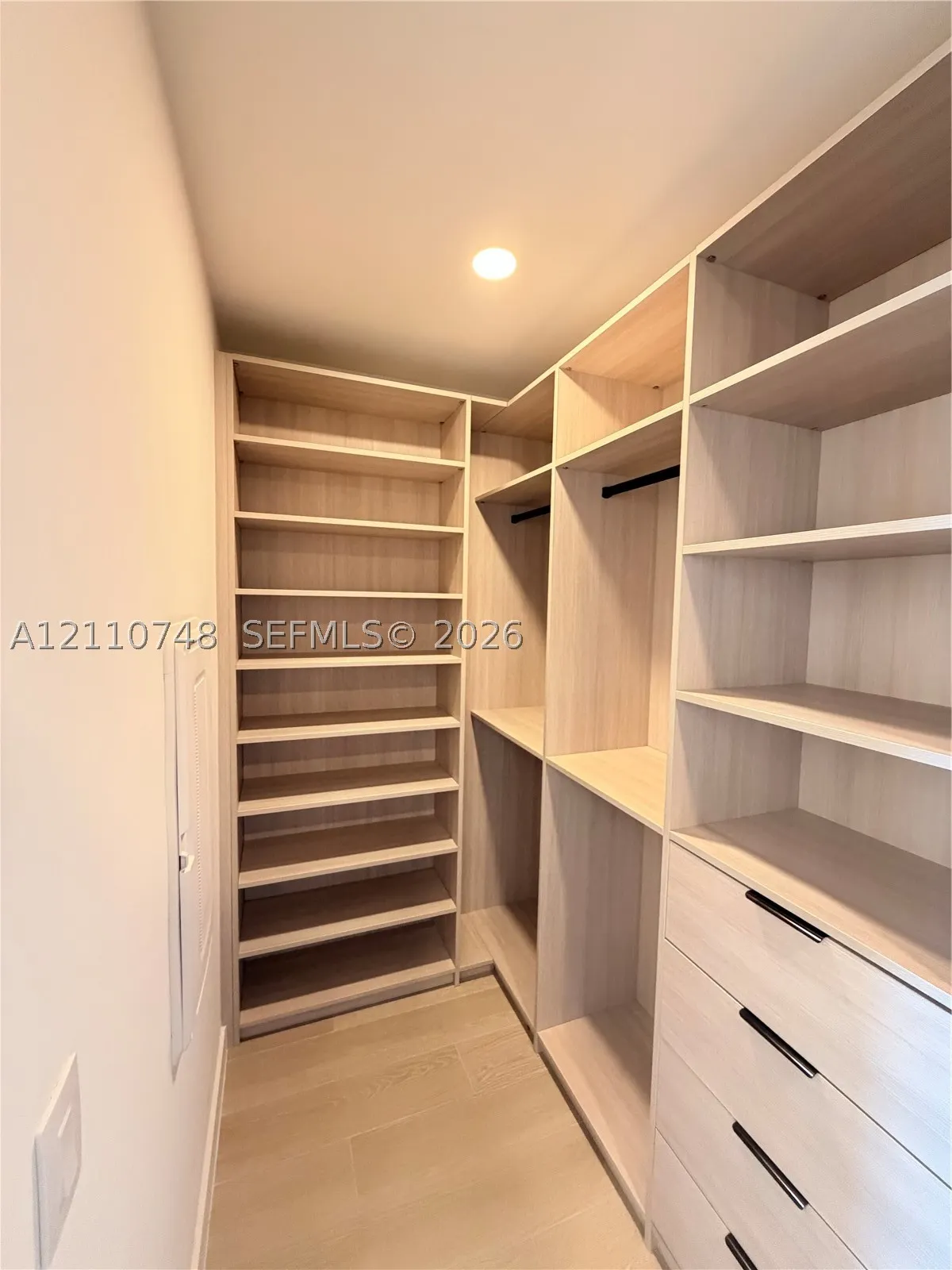 1400 Biscayne BLVD #809
