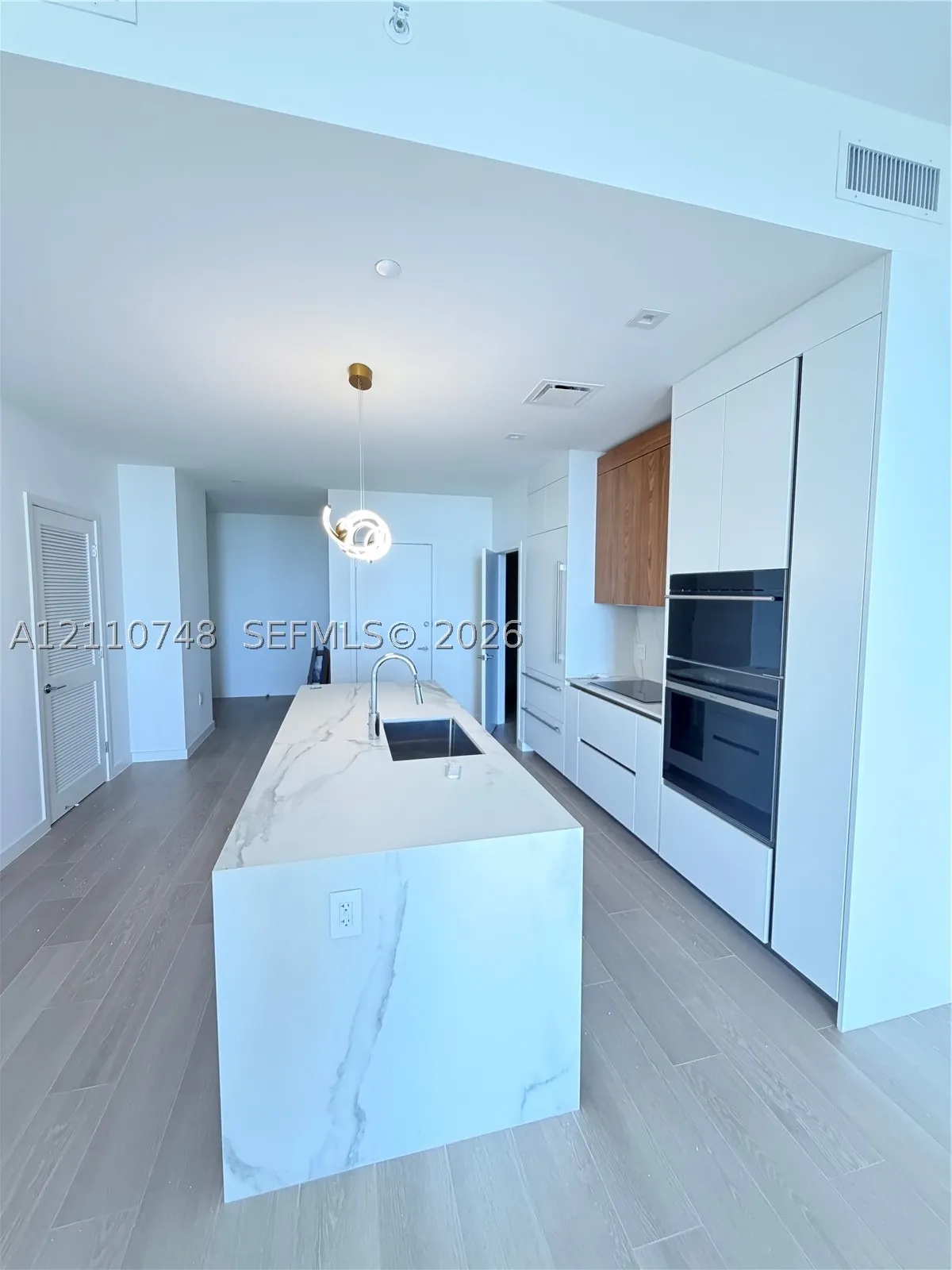 1400 Biscayne BLVD #809