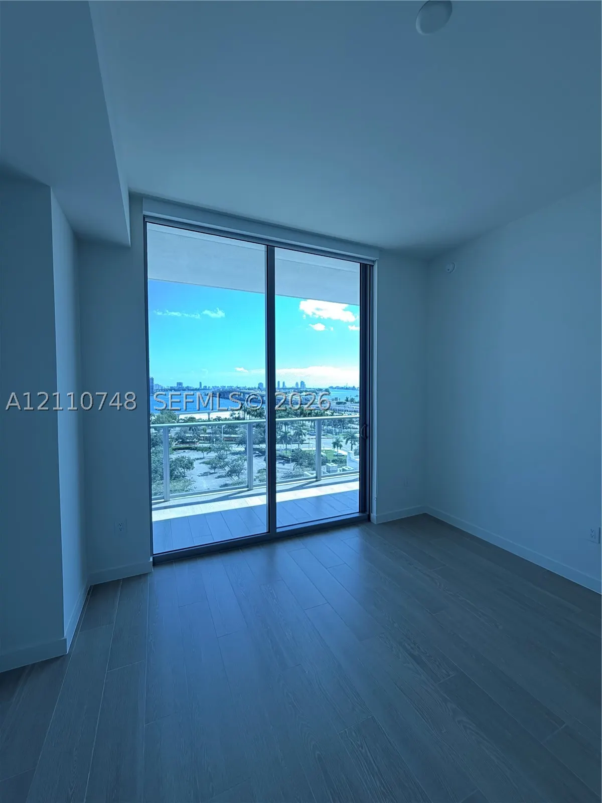 1400 Biscayne BLVD #809