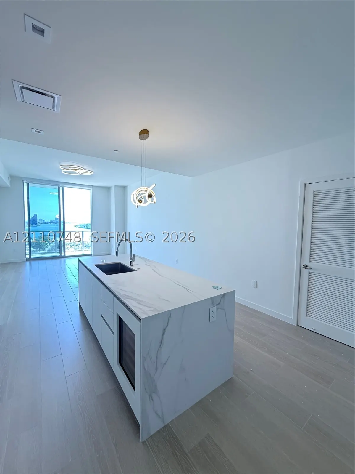 1400 Biscayne BLVD #809