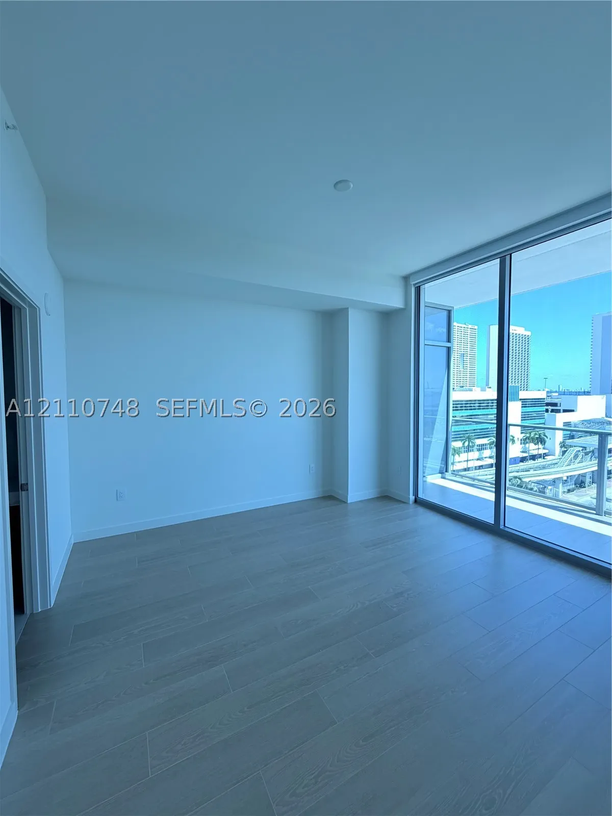 1400 Biscayne BLVD #809