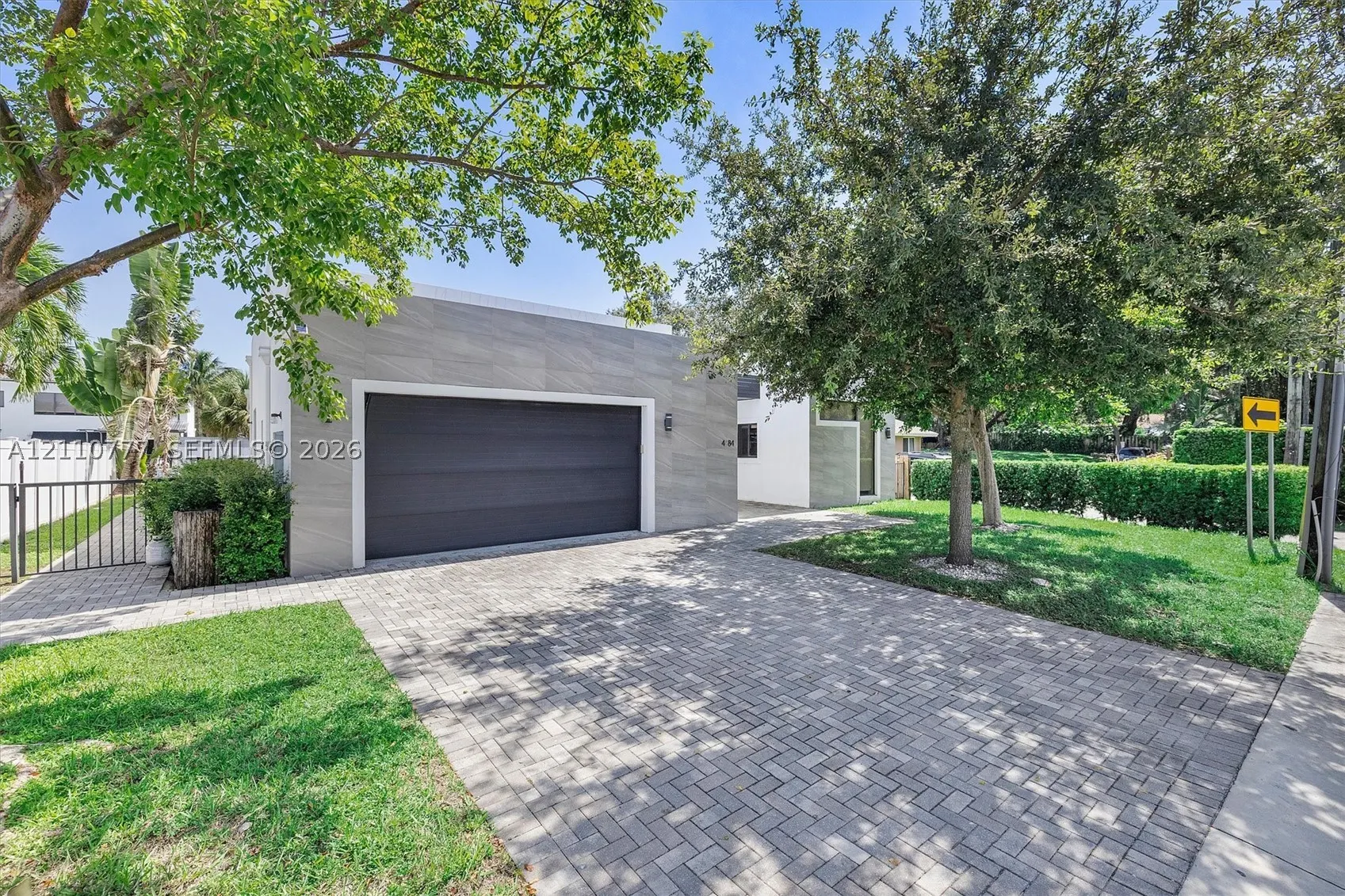 4484 SW 26th Ave