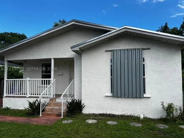 6241 NW 1st Pl
