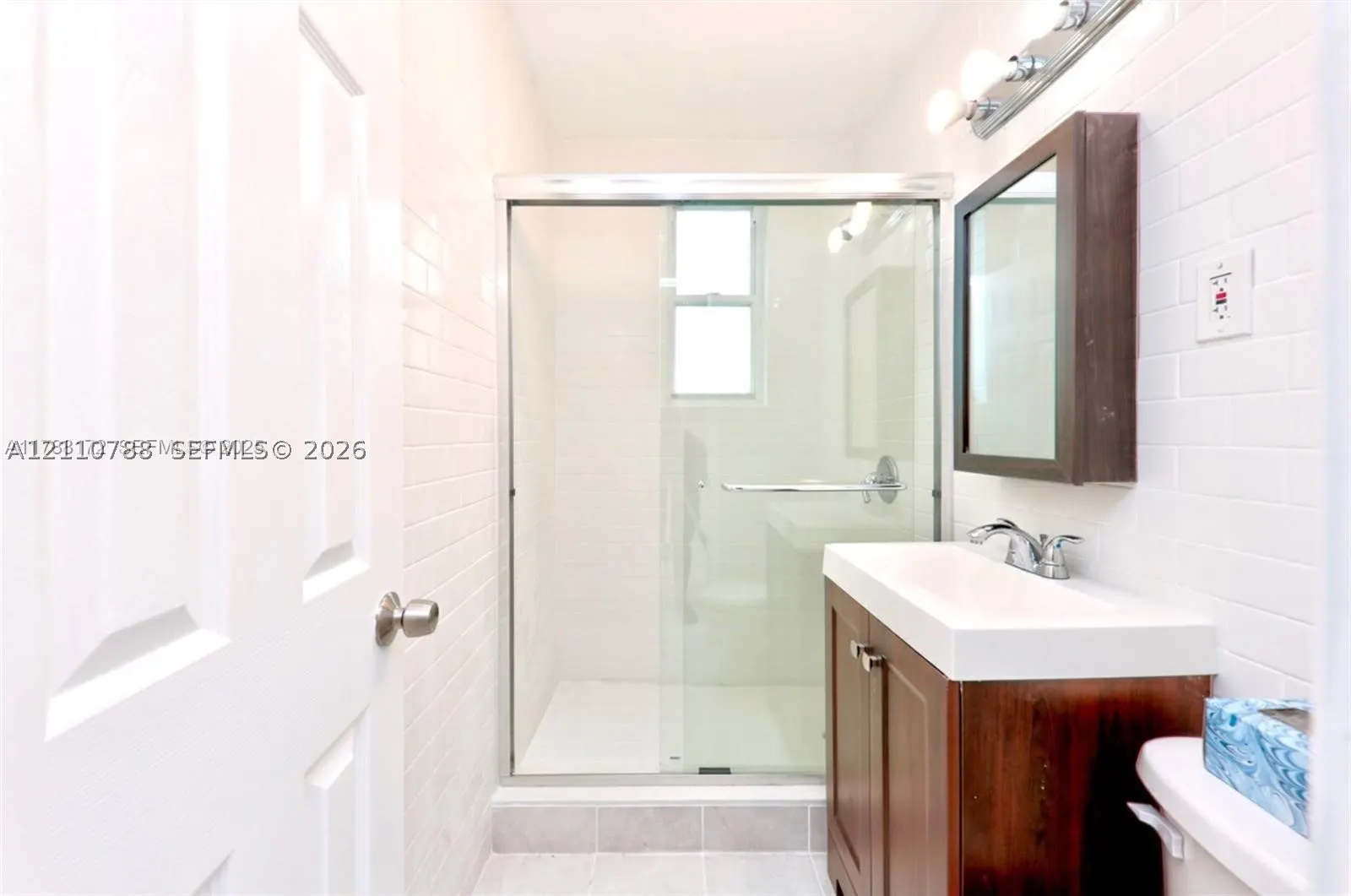 3710 Collins Ave #N-202