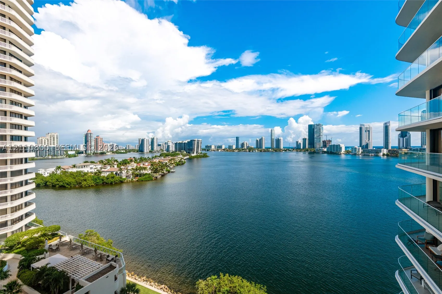2800 Island Blvd #1105
