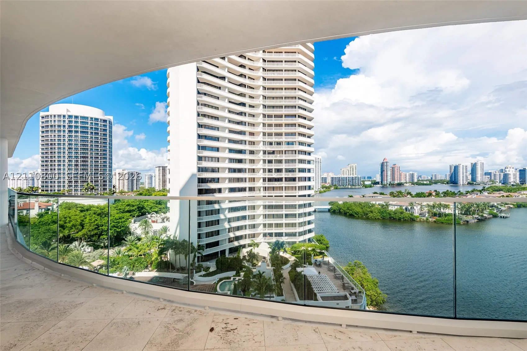 2800 Island Blvd #1105