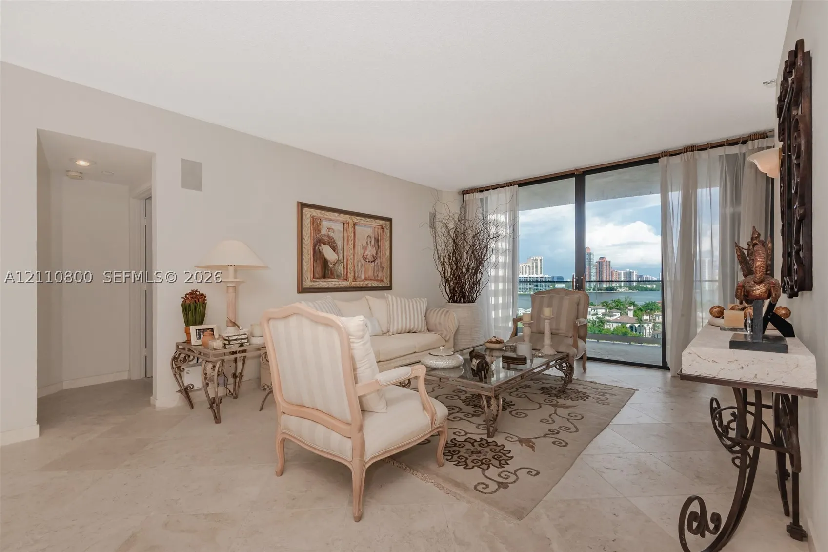 2800 Island Blvd #1105
