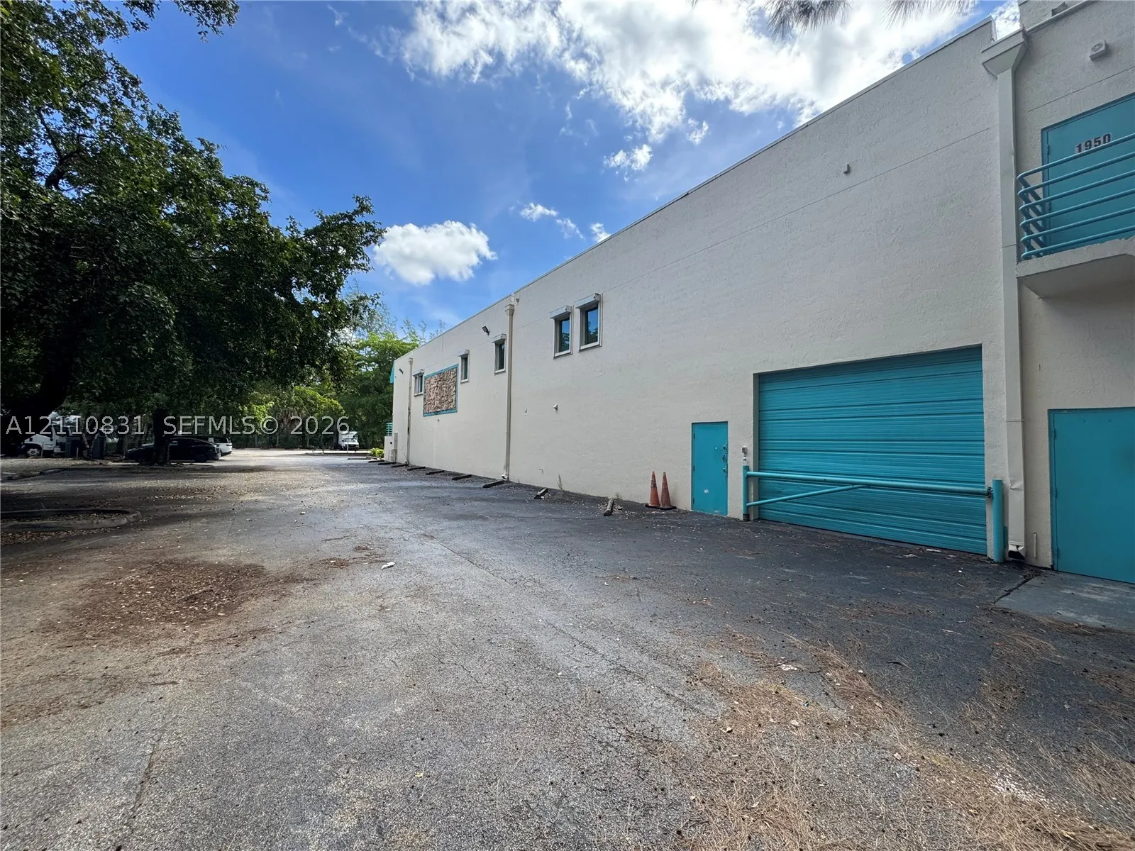 1950 NW 94th Ave