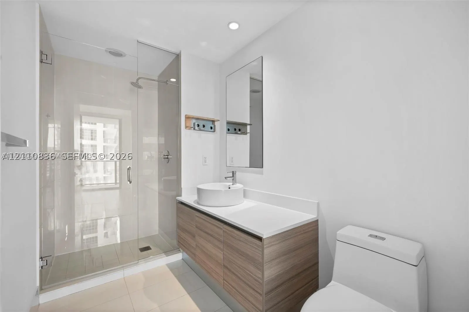 121 NE 34th St #1501