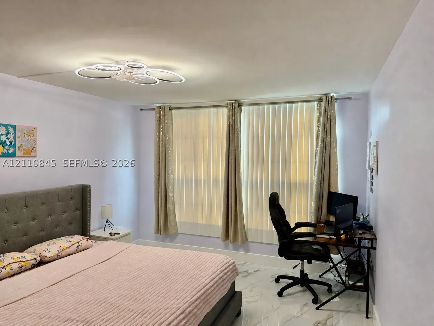 565 Oaks Ln #410