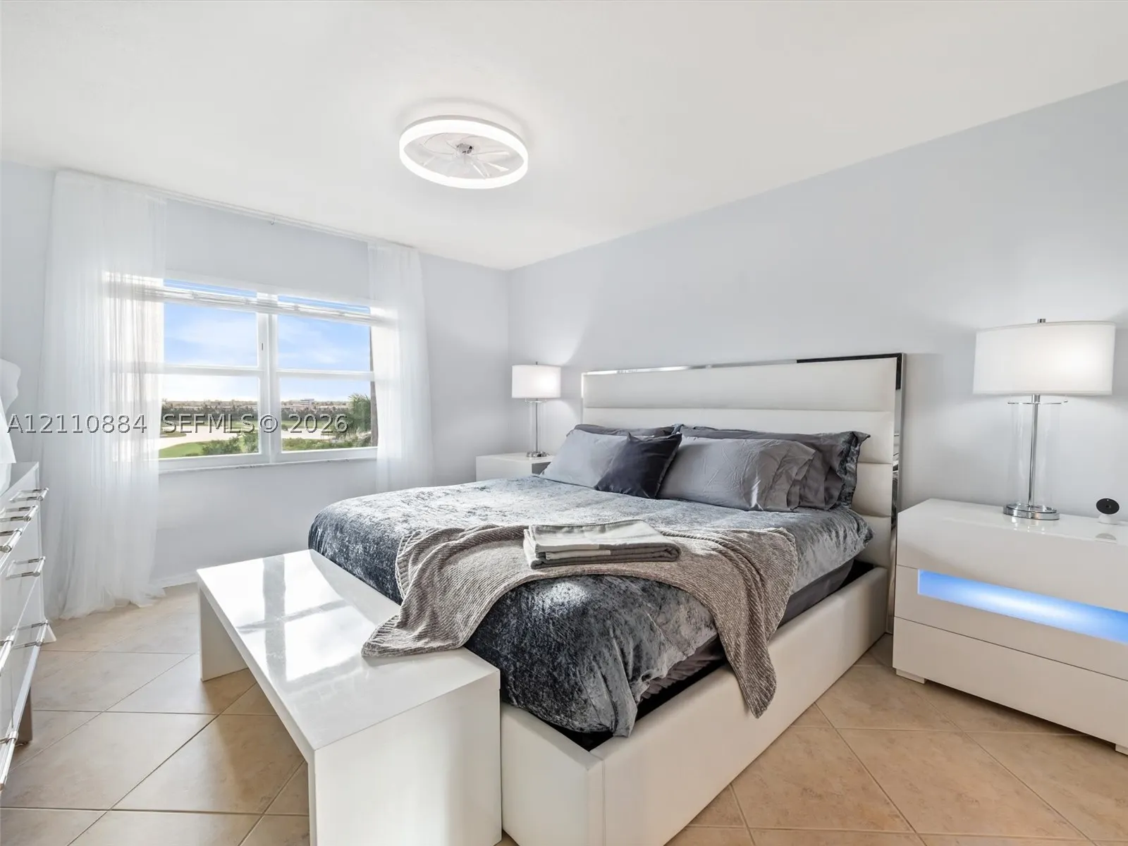 400 Diplomat Pkwy #805