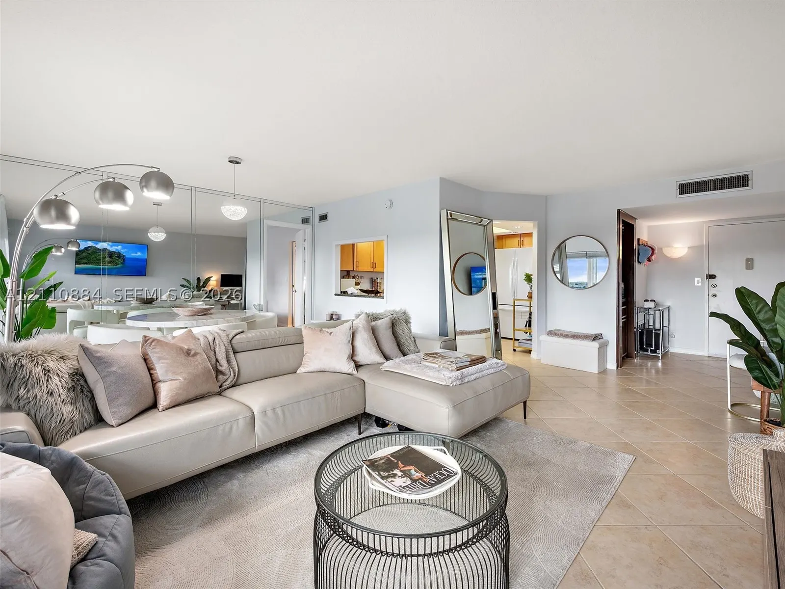 400 Diplomat Pkwy #805