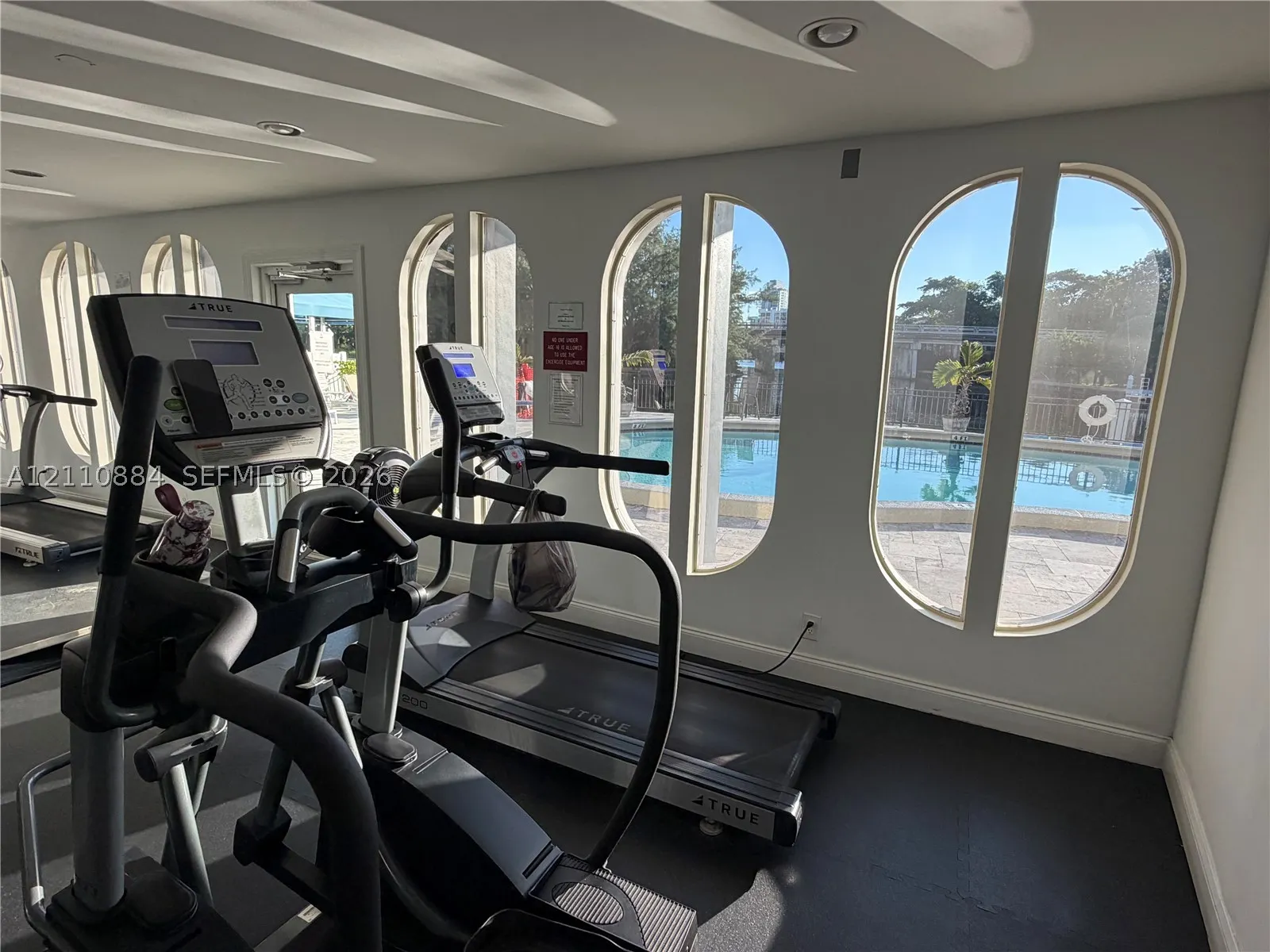 400 Diplomat Pkwy #805