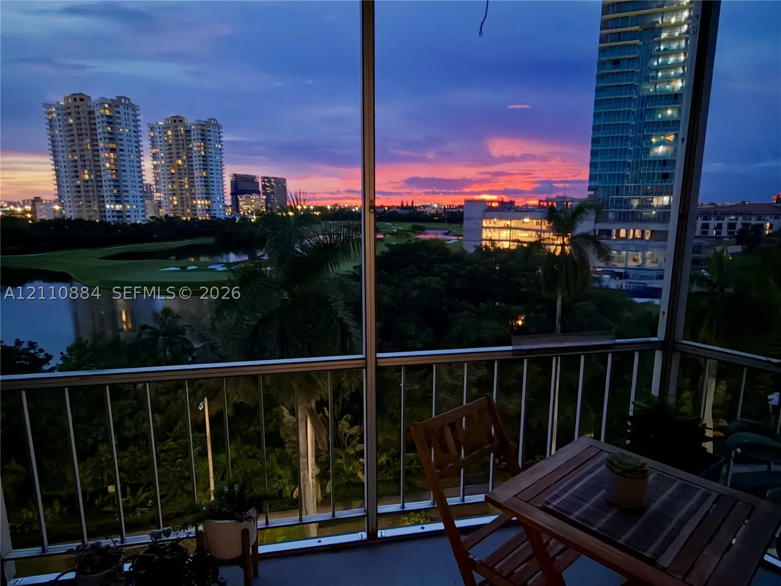 400 Diplomat Pkwy #805