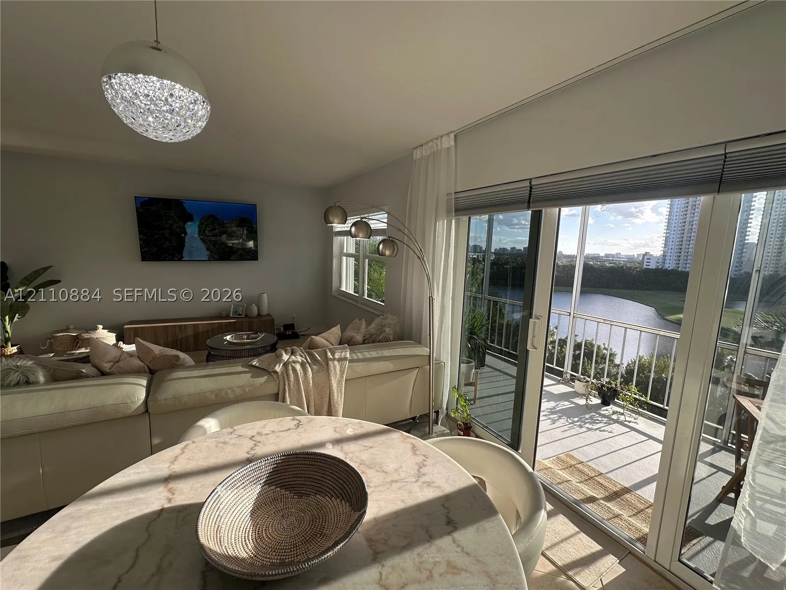 400 Diplomat Pkwy #805