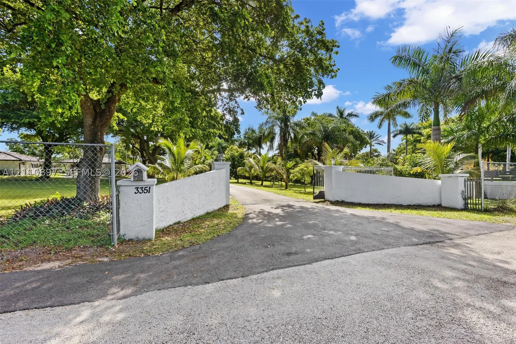 3351 SW 132nd Ave