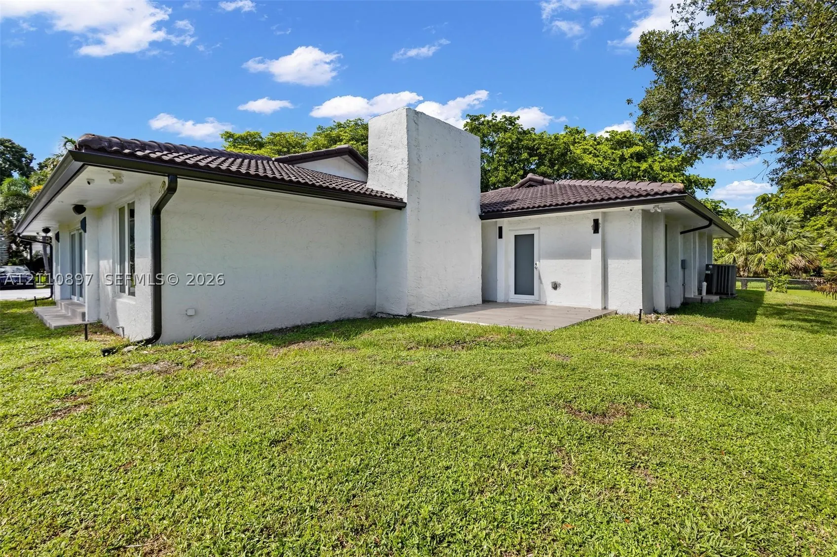 3351 SW 132nd Ave