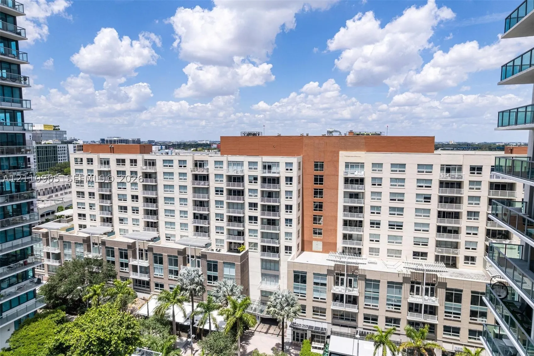 3250 NE 1st Ave #1117