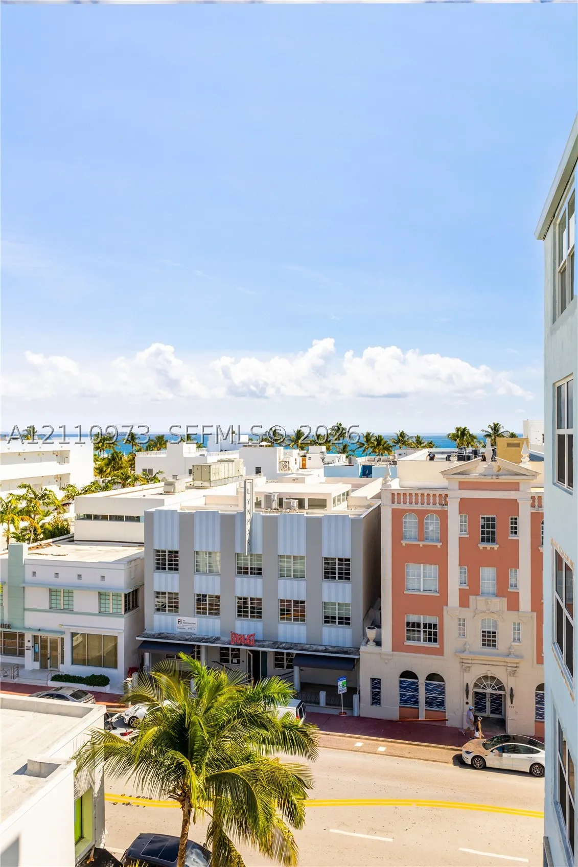 720 Collins Ave #704
