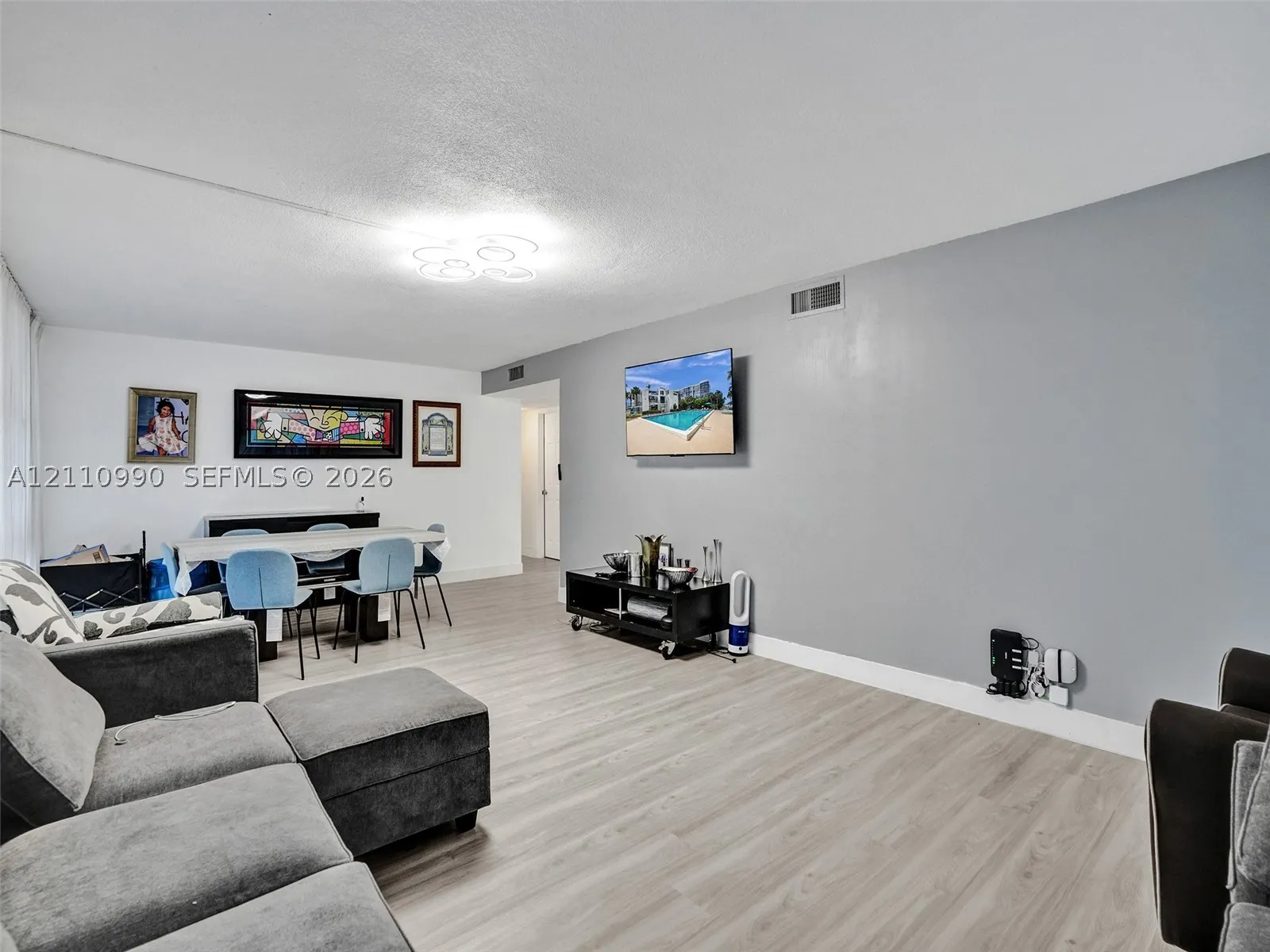 800 Parkview Dr #131